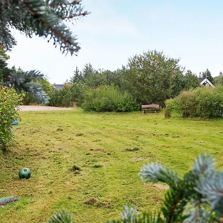 Three-bedroom Holiday In 30 Holiday home *
