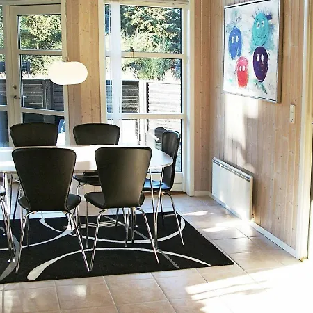 Three-bedroom Holiday In 30 Holiday home Blavand